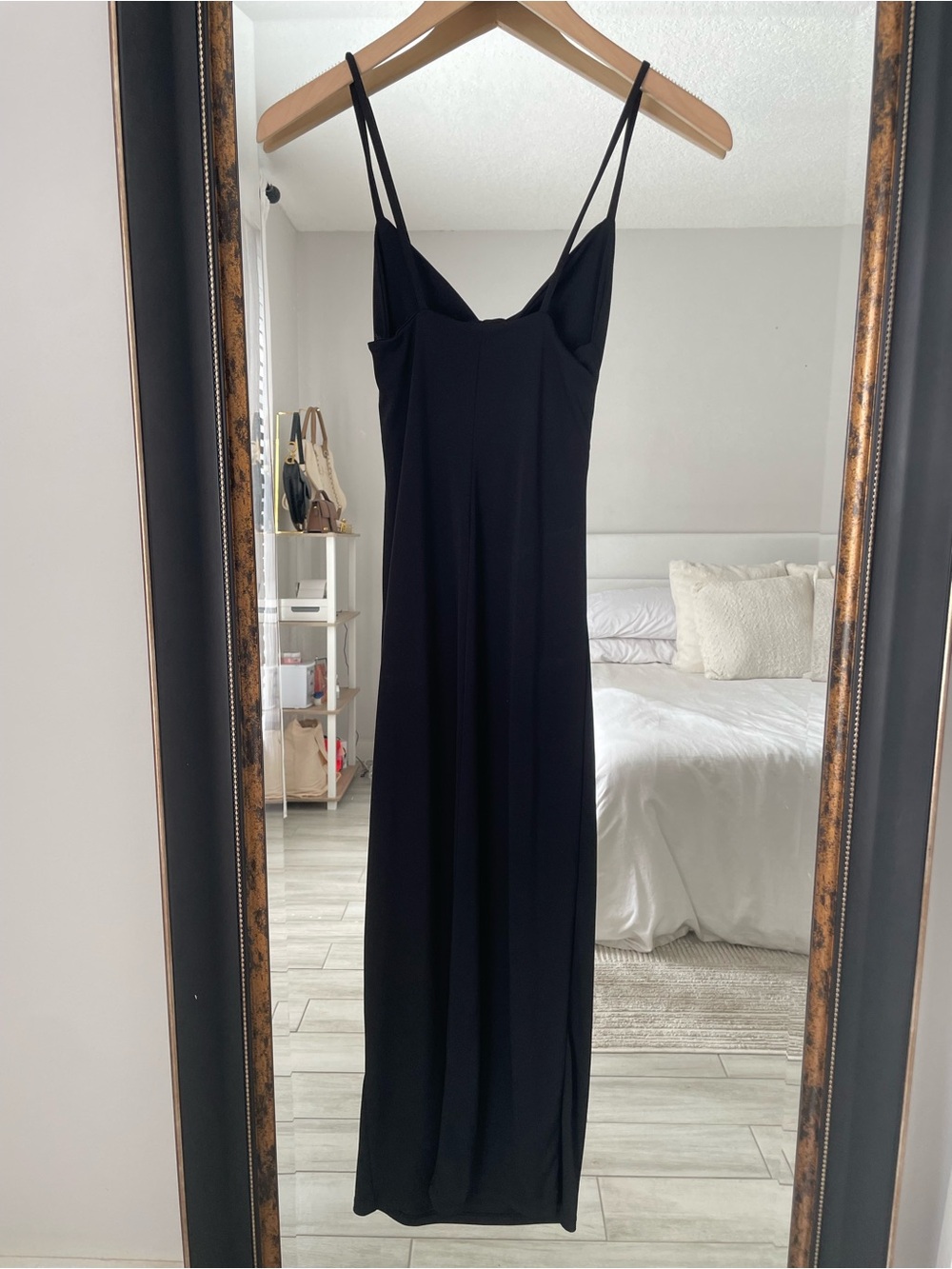 Zara Black Cutout Maxi Dress with Spaghetti Straps - Picture 4 of 5